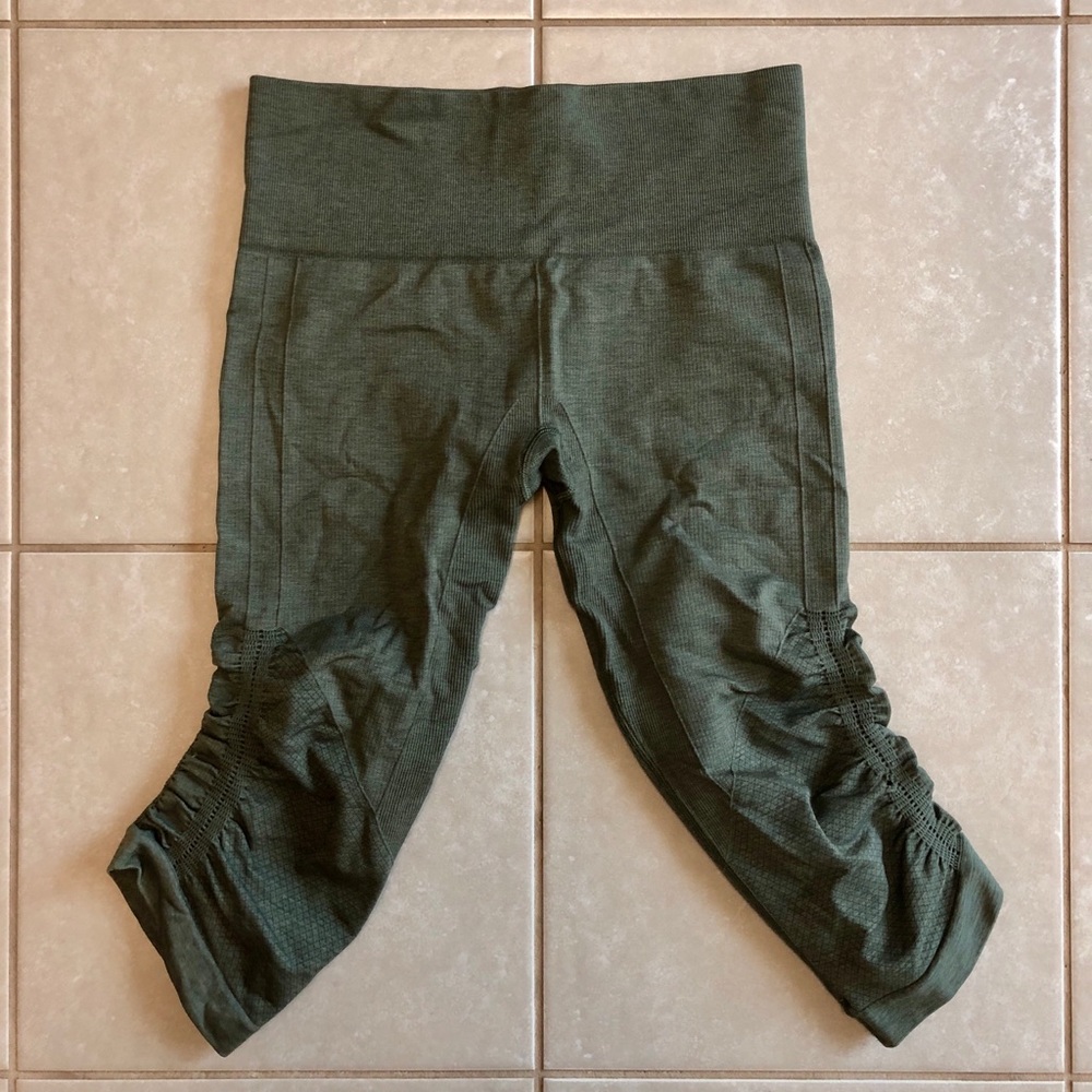 Lululemon legging (crop)